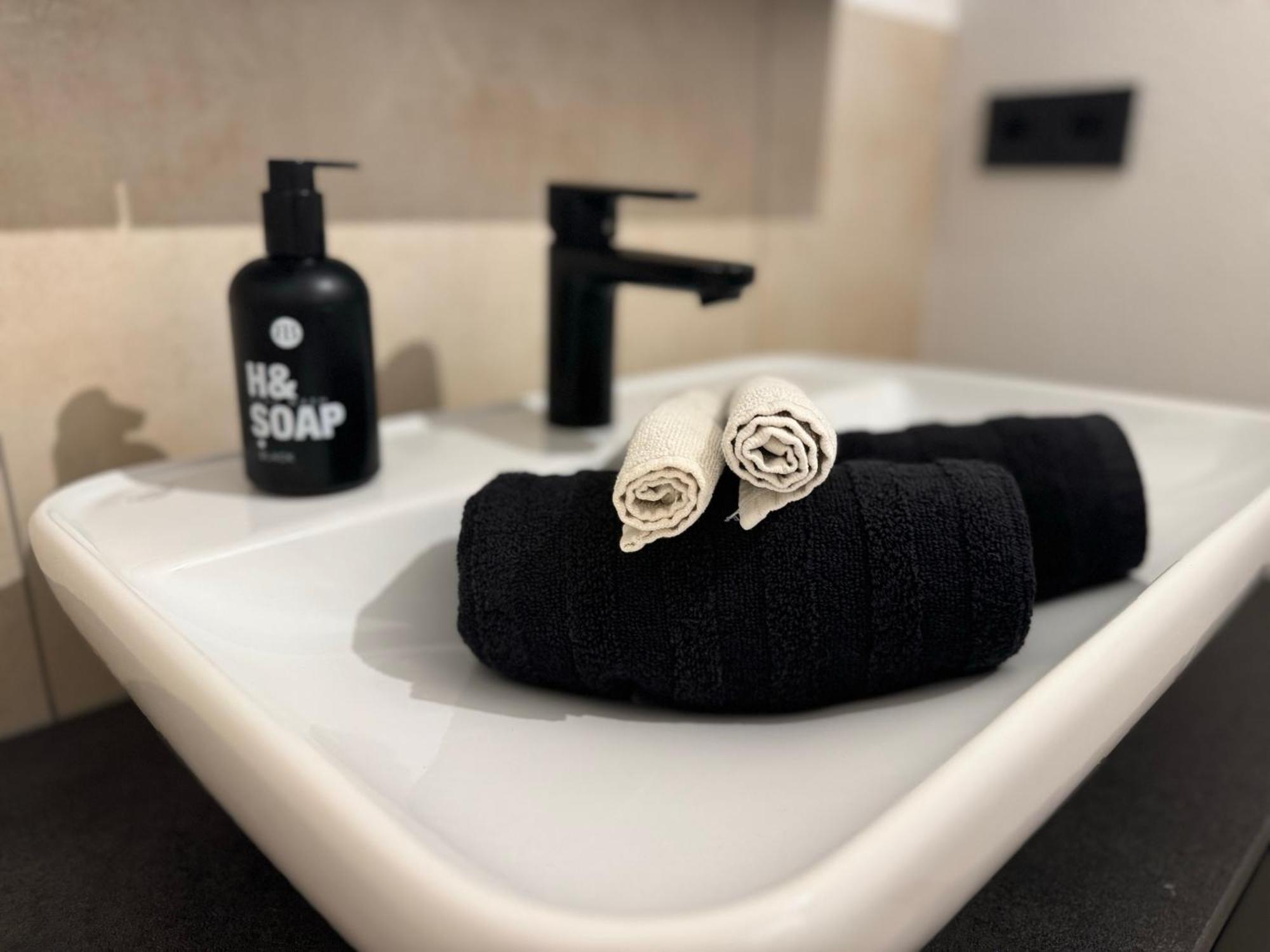 Ferien- Und Business Apartment Cadolzburg 外观 照片